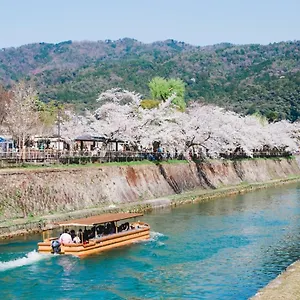 Sakura Fuga Aparthotel